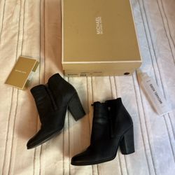 Michael Kors  Leather Bootie