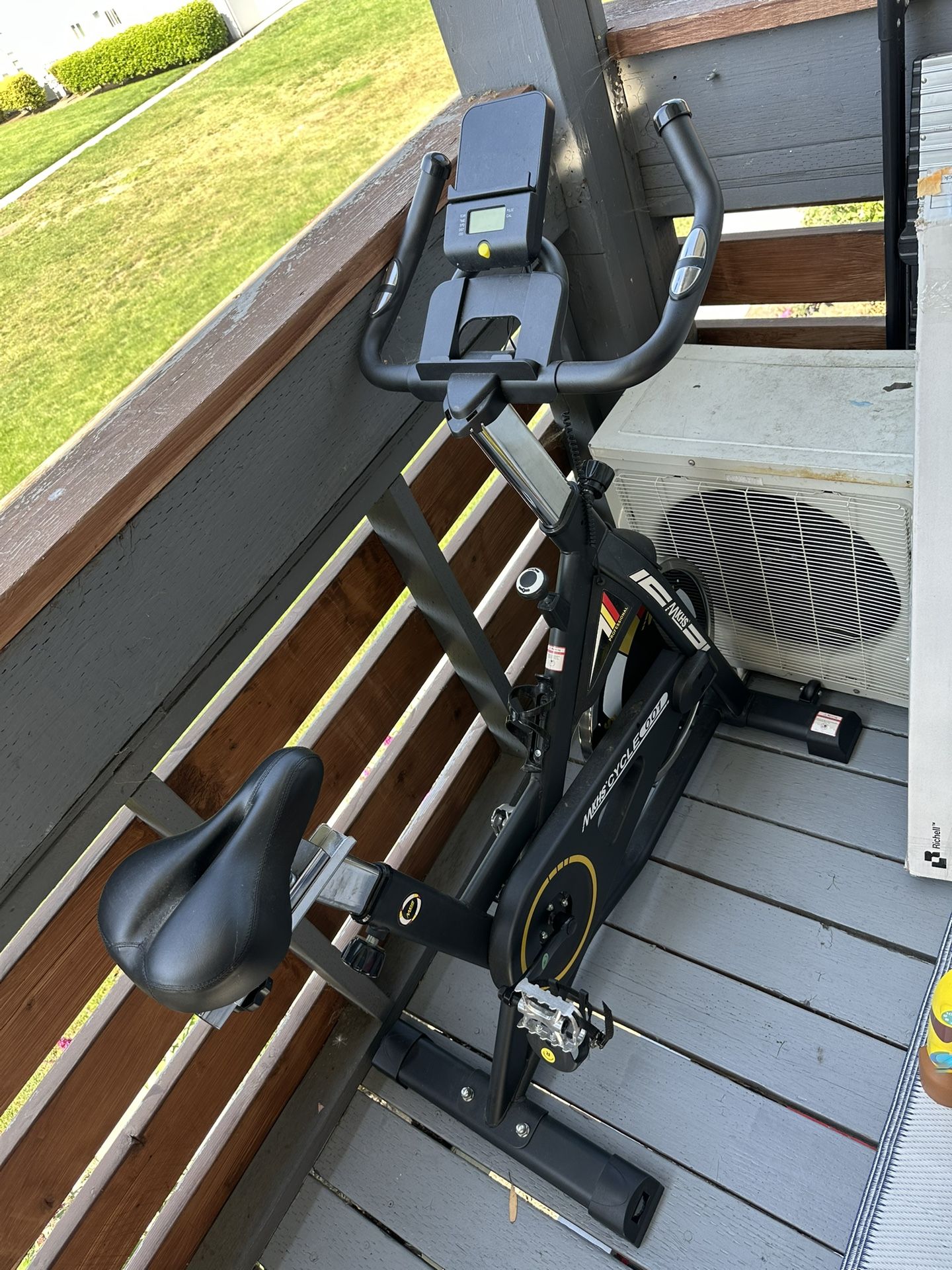 MKHS Exercise Bike