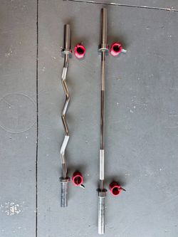 5 Ft solid Chrome Barbell from Titan Fitness. Solid Chrome Curl Bar from Titan Fitness.  4 HD Plastic  Collars included!