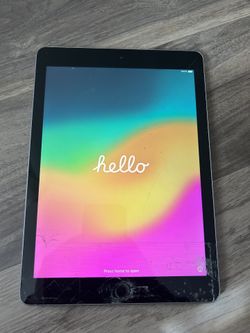 iPad 6th Gen Cracked 128gb