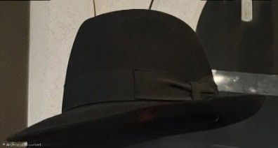 Borsalino Torino
Size 52 with a 2 1/2in. Brim
in Excellent condition. 
A hat box is included.