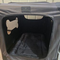 Top Paw Indoor Kennel (Needs Fixed)