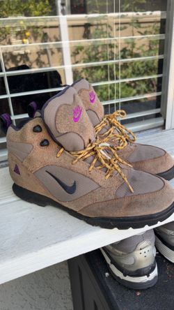 Nike ACG Boots