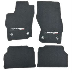 Tapetes para Toyota tacoma TRD sport Nuevas originales de agencia