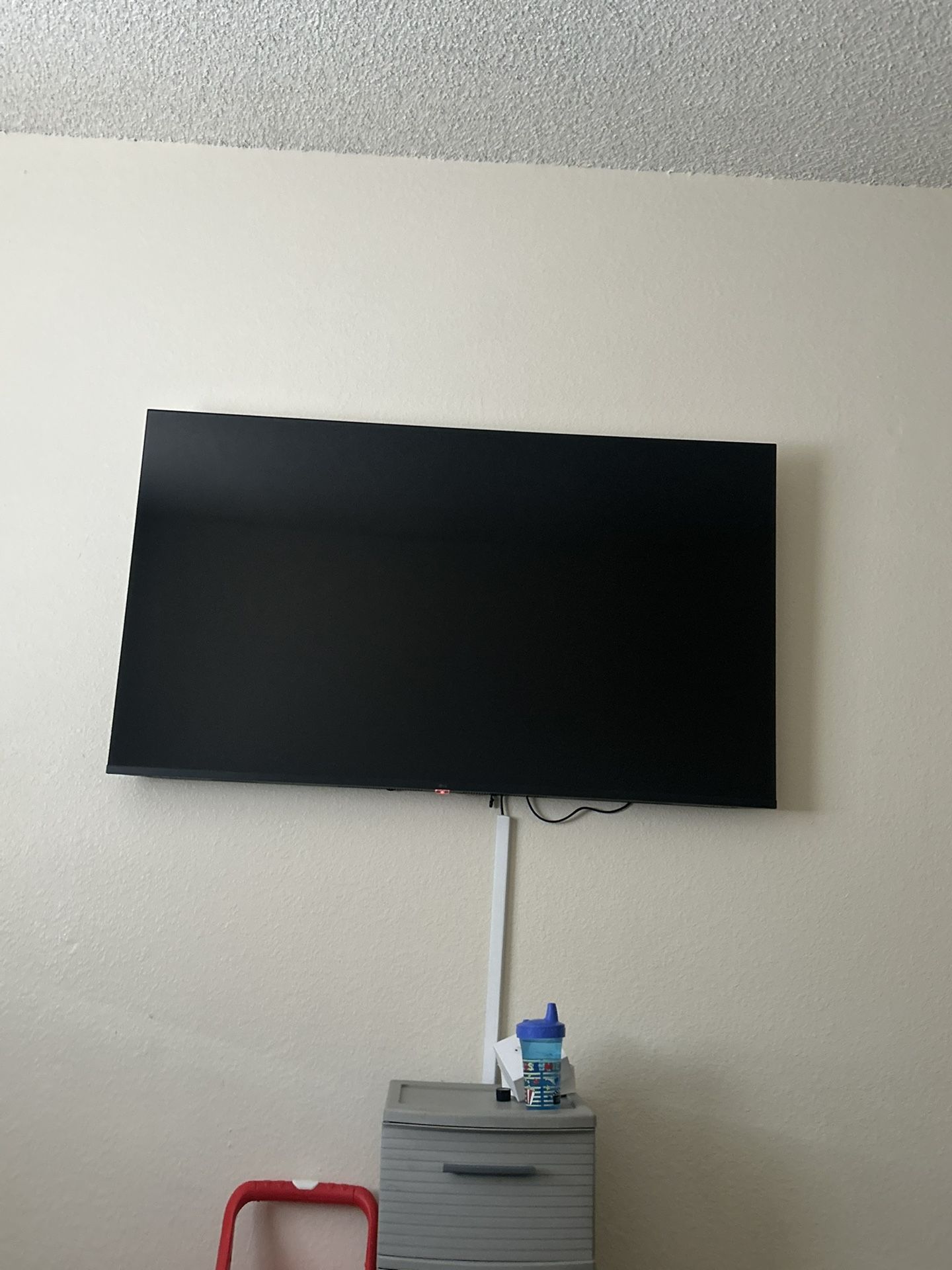 45” TV