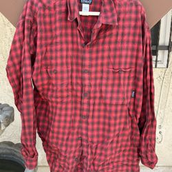 Patagonia Button Up Shirt Mens Sz XL Red Plaid Casual Organic Cotton Long Sleeve