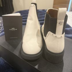 Coach Lory Leather Chelsea Boot Size 8.5