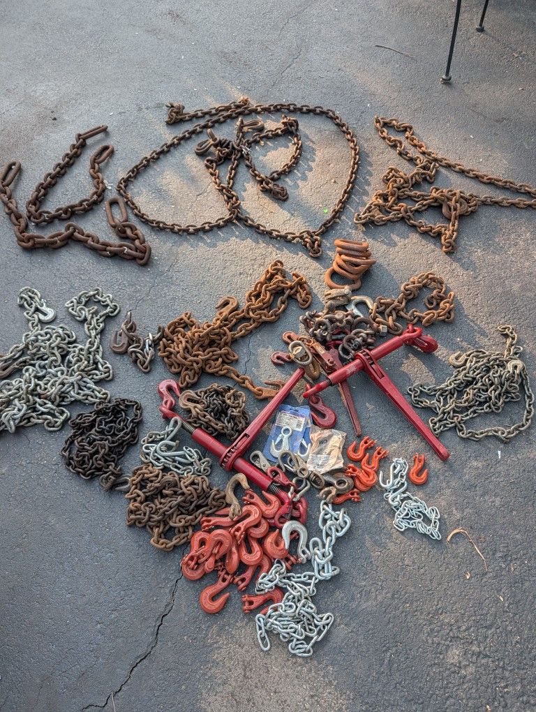 Towing Chains, Binders & Hooks