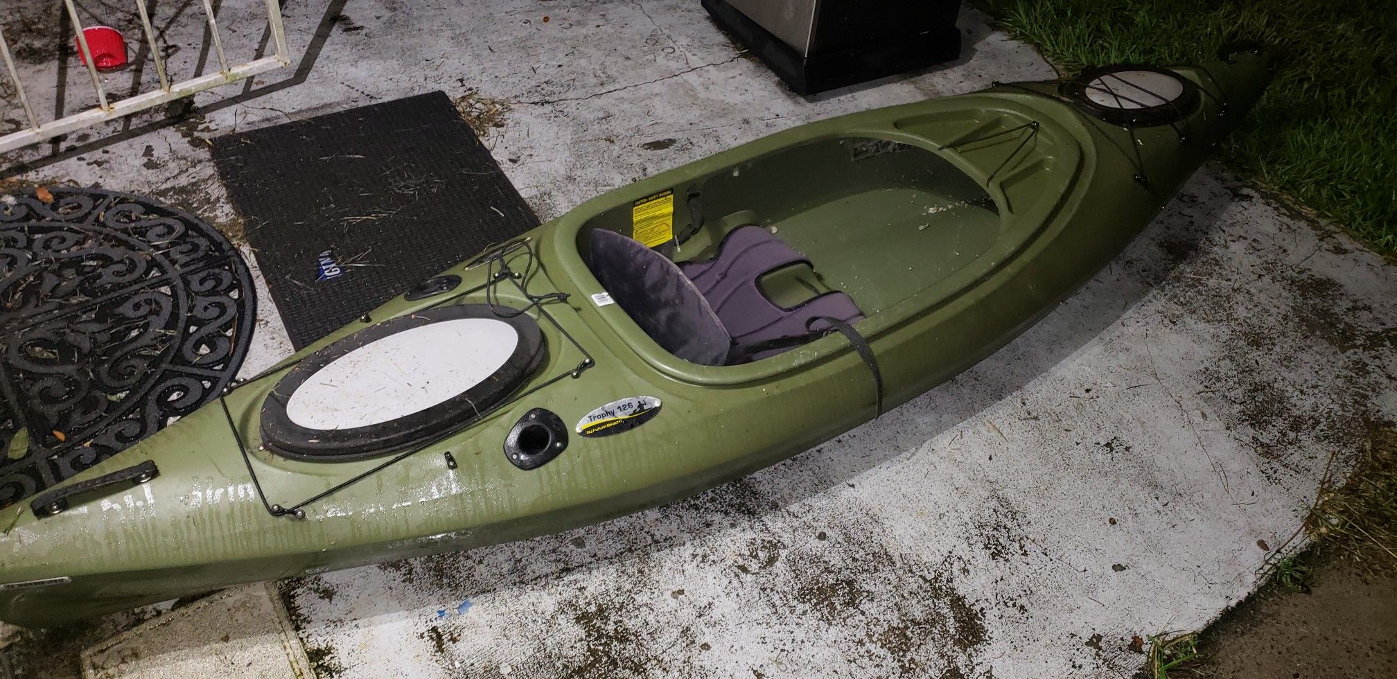 Future Beach Trophy 126 DLX Angler Kayak for Sale in Orlando, FL OfferUp