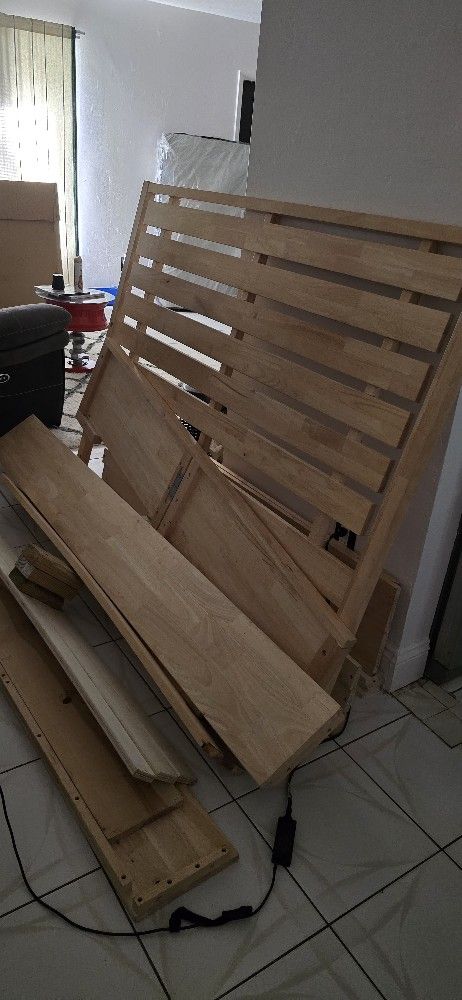 Bed Frame Queen Size