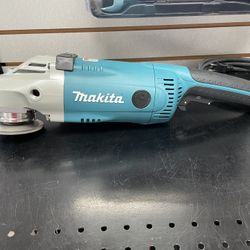 Makita Disc Grinder 