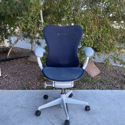 ✨ Herman Miller Mirra 2 Ergonomic Office Chair ✨ ($10 Delivery )