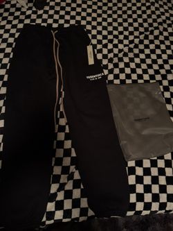 Essential Sweatpants