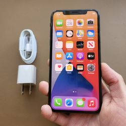 iPhone X 256gb - UNLOCKED - Like New