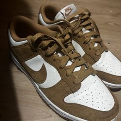 brown dunks !
