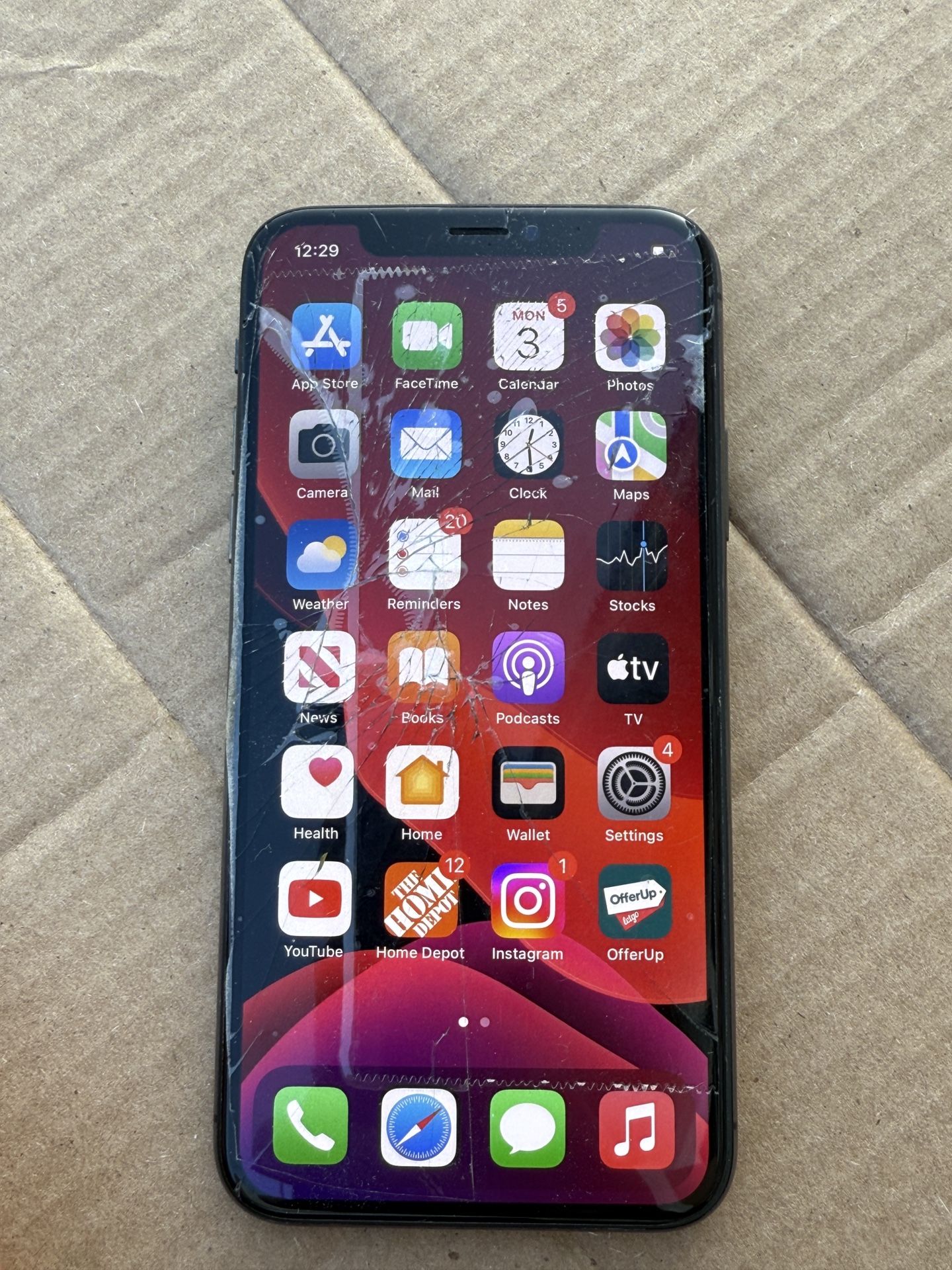 256gb Iphone X, Works Great, Needs new screen
