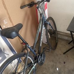 Schwinn Circuit Bicycle 