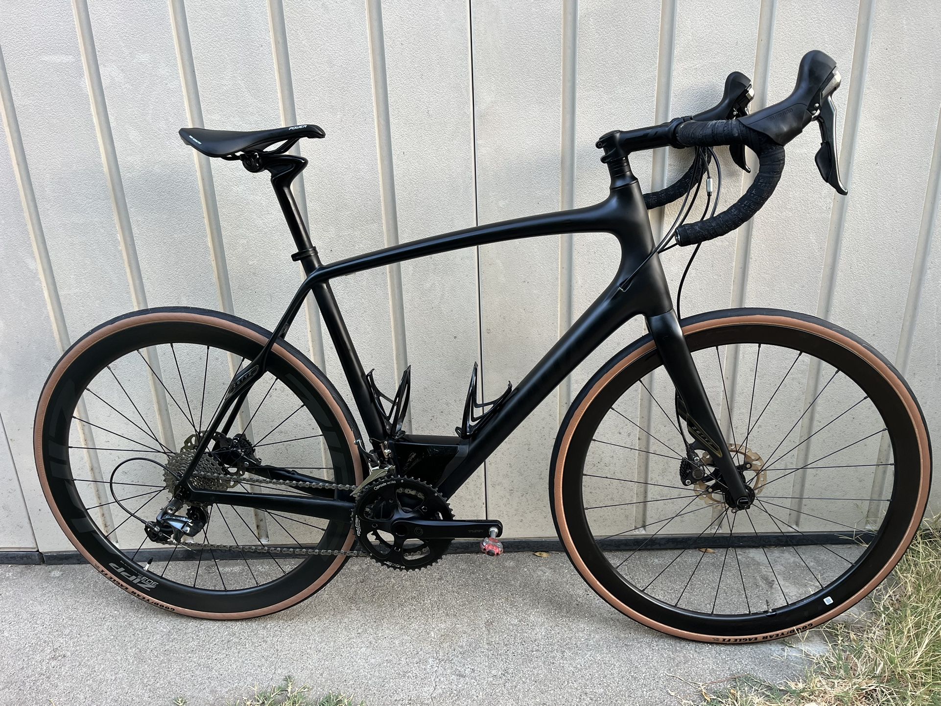 Specialized Roubaix Disc Carbon Road Bike XL 58cm! Zipp 303 Roval! Very Nice!