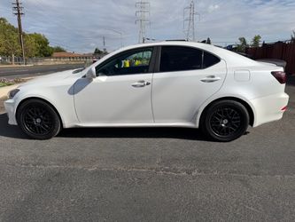 2008 Lexus is350