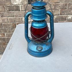Dietz Little Wizard Blue Kerosene Lantern Red Glass N.Y. USA New York Vintage 