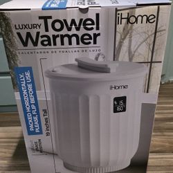 iHome Luxury Towel Warmer 