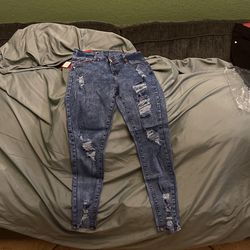 Brand New Woman’s Jean Size 11/12