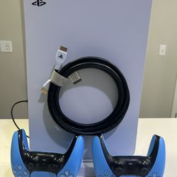 PS5 - Digital W/ Charging Station And Cooling Fan