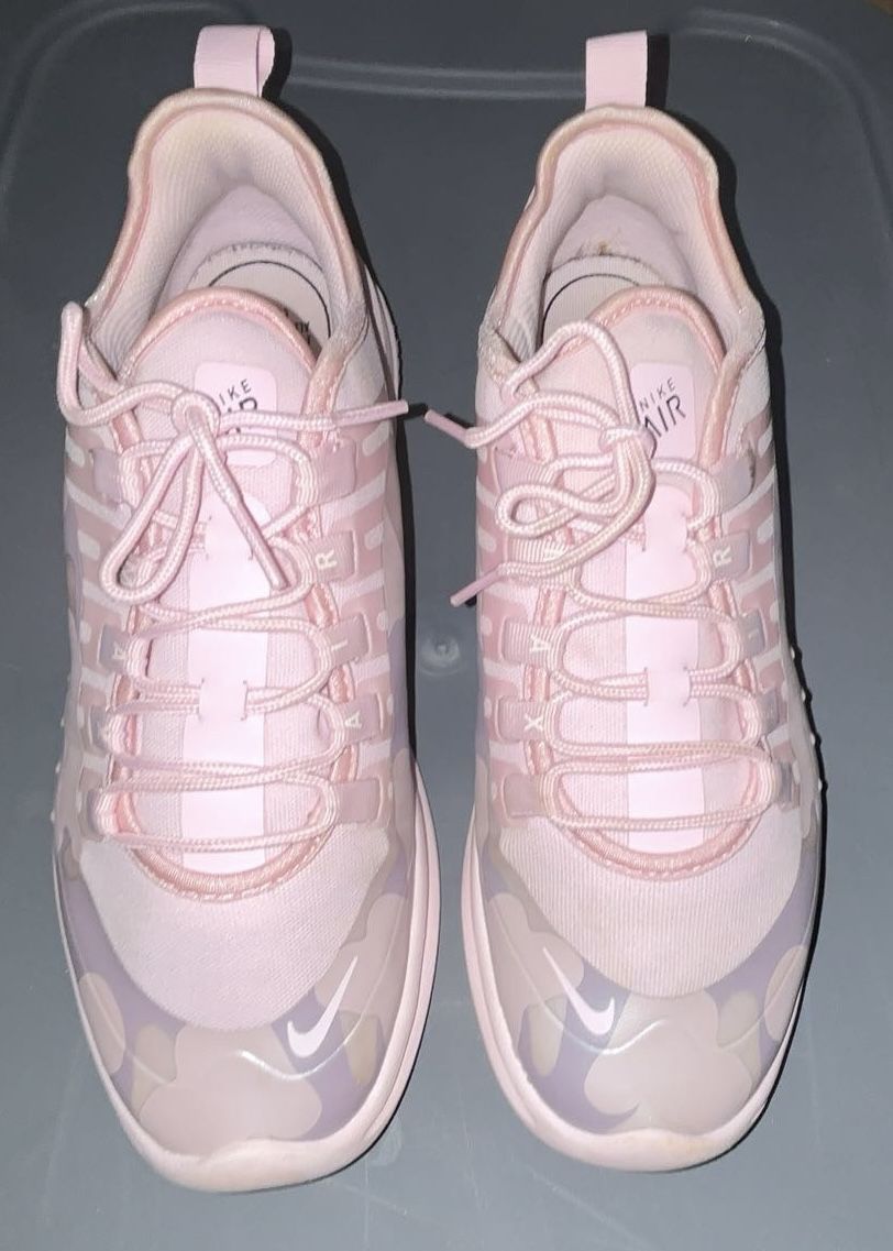 Women’s Nike Air Max Pink & Camo 