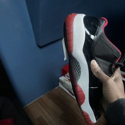 Jordan 11 Low Bred Sz12