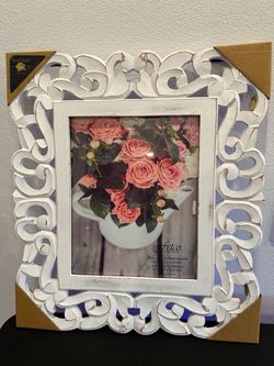 Fetco Habitat Ornate Carved Wood Picture Frame – Antique White