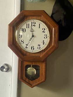 Howard miller wall clock