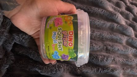 DINO SQUISHYS