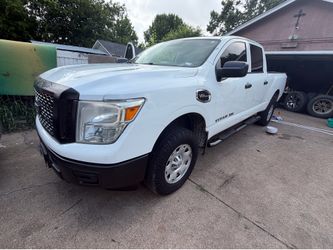 2018 Nissan Titan