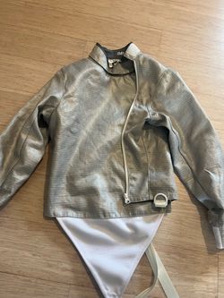 Fencing gear for children aged 6–10 for sale