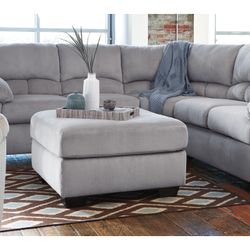 Ashley’s 2-Sectional Sofa w Ottoman In Light Grey