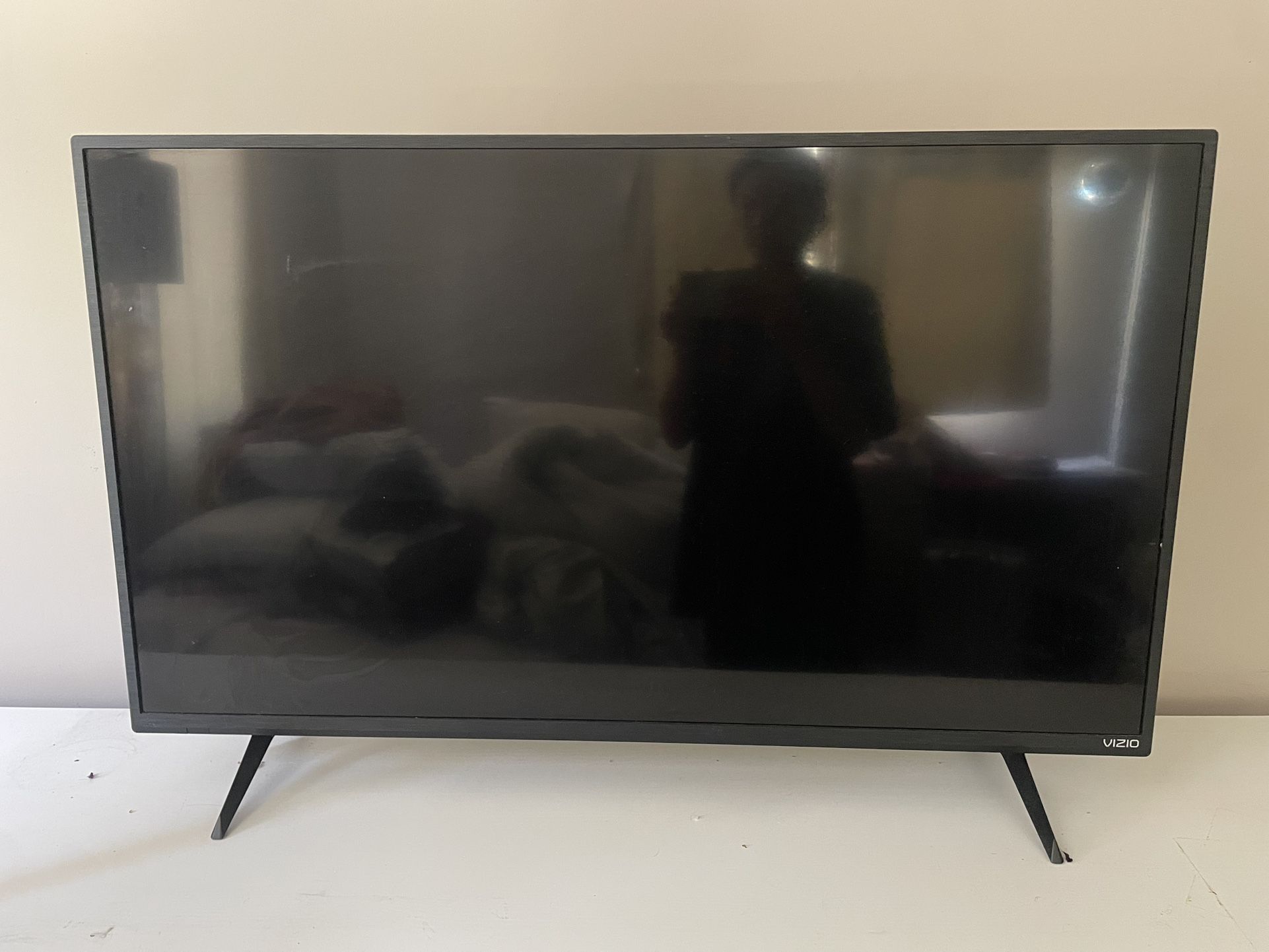 40 Inch TV