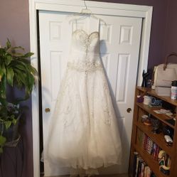 Allure Bridal Gown