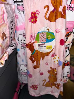 Scooby Doo Easter Throw