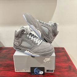 Wolf Grey Jordan 5 Size 9.5