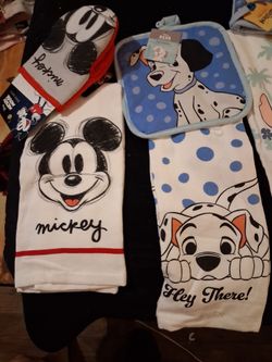 Disney Mickey Mouse & 101 Dalmatians Kitchen Set