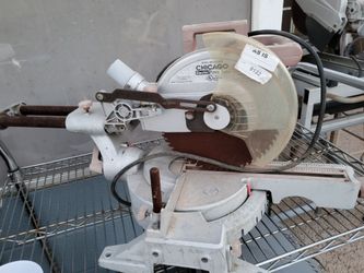 Chicago Electric Compound Mitre Saw
Chicago Electric Compound Mitre Saw