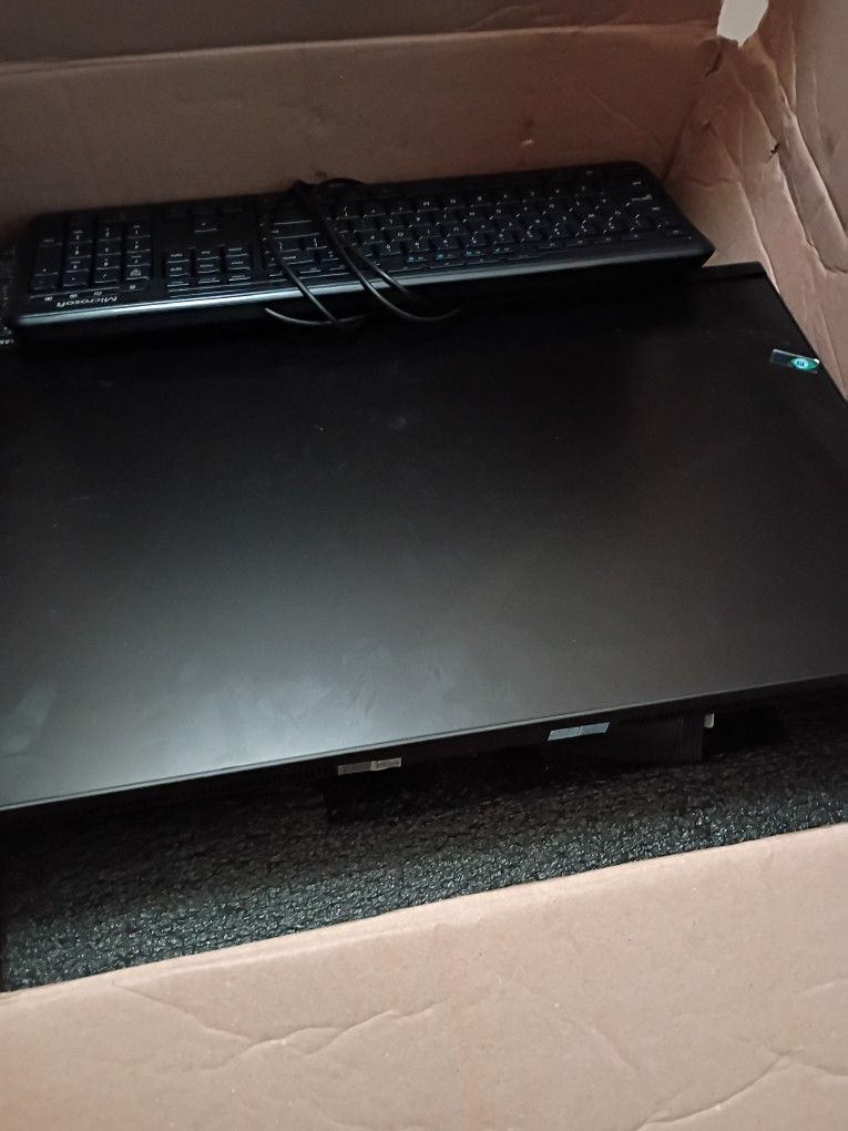 Computer Monitor And Key Board