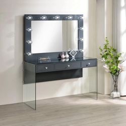 The Perfect Gift For Valentines Day ! Coolen Collection 3-drawer Vanity Desk with Lighting Mirror Grey High Gloss. Now 598.00 Free Delivery 🚚 