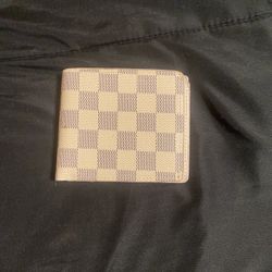 LV wallet