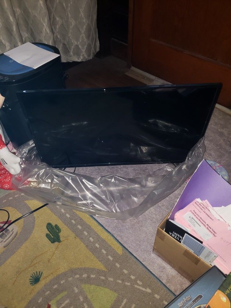 32 Inch Led TV Insignia