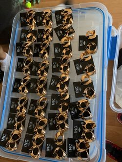 Gold color inc hoop earrings 30 pieces