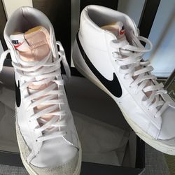 Men’s Nikes Shoes 