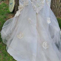WEDDING DRESS