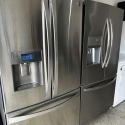 Kenmore Bottom Freezer Refrigerator 