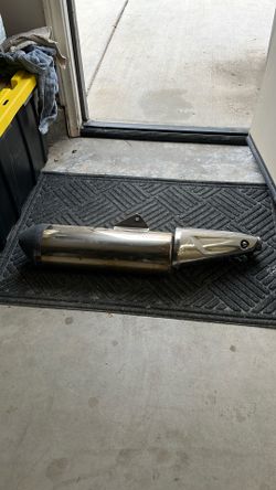 Honda CBR 300 Exhaust